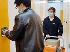 -安东易迷你自助仓储寄存仓库(草桥店)