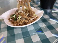 -快乐海鲜酒楼(滇池路店)