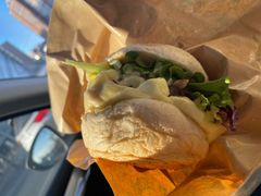 超厚芝士牛肉汉堡-魏斯理汉堡(西安沣东吾悦店)