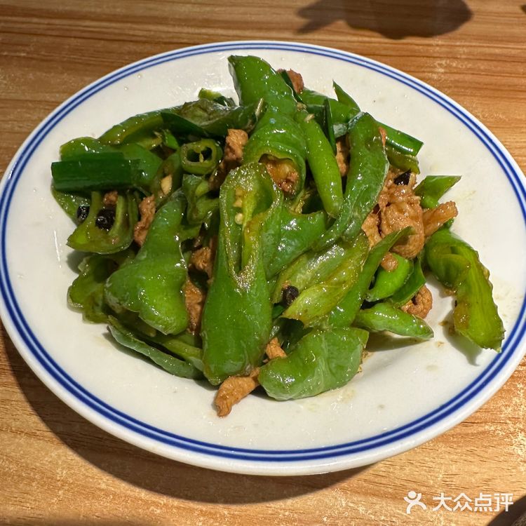 「老坛酸菜鲈鱼」巨好吃，汤好好喝，肉很嫩