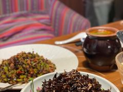 -雀舞云南菜(天津天河城购物中心店)