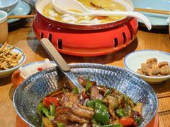 -九锅一堂酸菜鱼(新南凯德直营店)