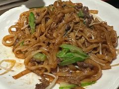 干炒牛河-潮泰牛肉火锅 · 创于1992年(车公庙店)