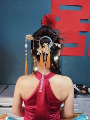 -莫小姐婚纱