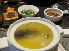 -半岛翡丽海鲜自助餐厅(观风亭店)