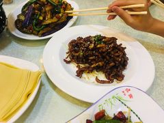 -闫水饺大酒楼·北京老闫靓马饺子馆