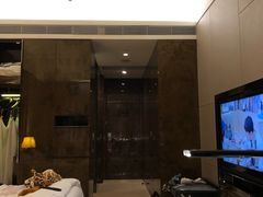 -广州天河希尔顿酒店