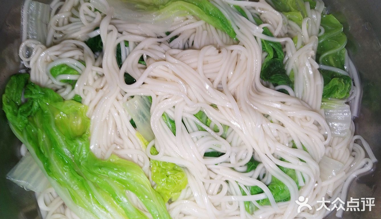 我家厨房之具有散寒解毒健胃消食功效的藤椒鸡拌面