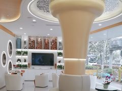 -皓齿连锁·雅贝健口腔·种植·矫正中心(虹口曲阳路店)