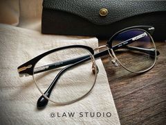 -肆兮眼镜·蔡司·徕卡战略合作店(大坪店)