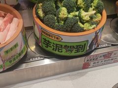 -龍歌自助小火锅(市南金茂湾店)