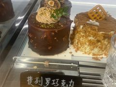 -Dough&Joe团憩(瑞虹天地月亮湾店)