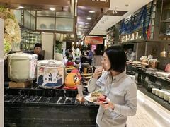 -东方红海鲜百汇(国际大厦店)