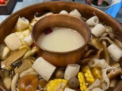 -慢丽江·云南野生菌土鸡锅(付家庄店)
