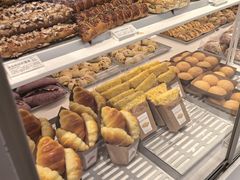 -好利来(上海长宁龙之梦店)