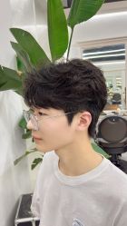 -尤司男士国潮理发馆