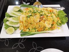 -J Daeng Seafood