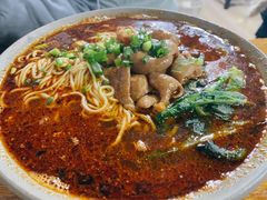 -丁丁猫重庆小面(徐州路店)