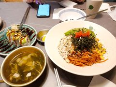 招牌金枪鱼牛油果拌饭-米仓食堂(凯德广场店)