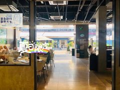 大堂-野萃山·潮汕厚果汁(十亩地店)