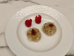 -爱的果实月嫂育婴师(世纪东方店)