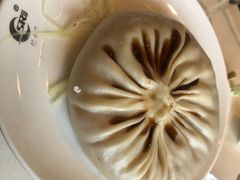 陈士荣蟹黄汤包-鸿运酒楼