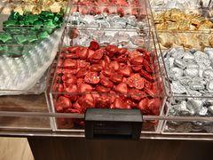 -Laderach 莱德拉(上海环贸iapm店)