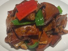 牛肝菌小炒肉-粤界(望京金辉店)