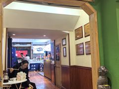 -沸炉重庆老火锅(军事博物馆店)