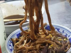 -珠宝街老左杂酱面馆