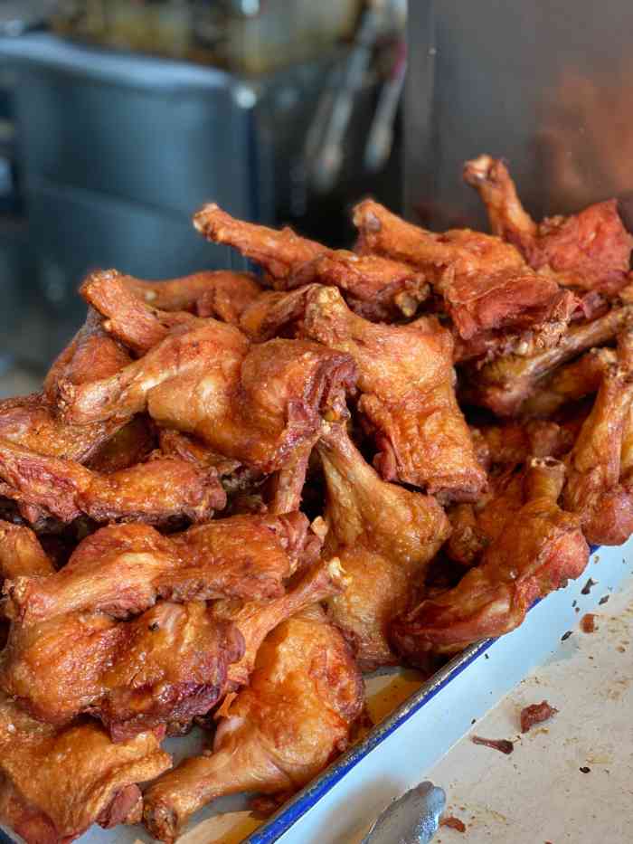 凤凰炸鸡店(总店)-"和朋友出去玩儿 路过了这家店 ,点了他家.