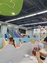 -孩子王童乐园(成都海滨城店)