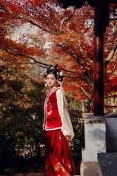 -一揽芳华汉服旗袍体验馆(拙政园店)