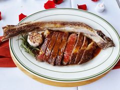 特色澳洲和牛战斧牛排-Kathleen's Waitan 凯圣琳江景西餐厅(外滩店)