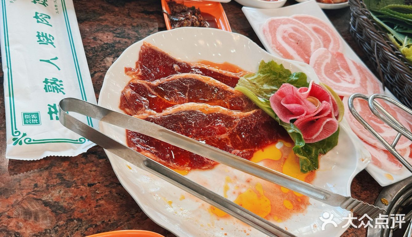 炭火飘香，烤肉盛宴，丰台火了几十年的烤肉🍖