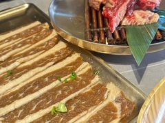 -草家酱蟹炭火烤肉店(珲春南路一店)