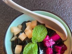 -蝴蝶里·粤菜·点心(滨江龙湖店)