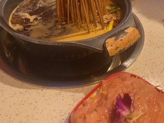 -钢管厂五区小郡肝串串香(蜀都万达店)