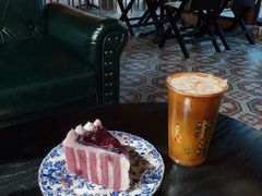 香芋蓝莓蛋糕-糖房咖啡(南锣鼓巷店)