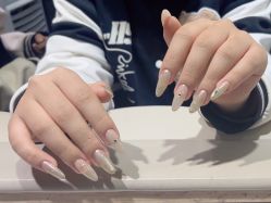 -晨·艺美甲美睫