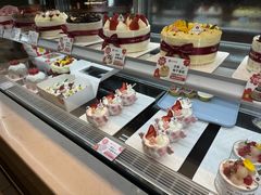 -花花卷卷·鲜食蛋糕(静安久光百货店)