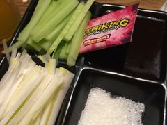 -三人行骨头王火锅(长寿店)