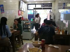 大堂-刘信牛羊肉小炒泡馍(回民街店)