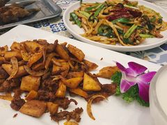 风味馕炒肉-阿拉丁新疆风味餐厅·清真(罗廊巷店)