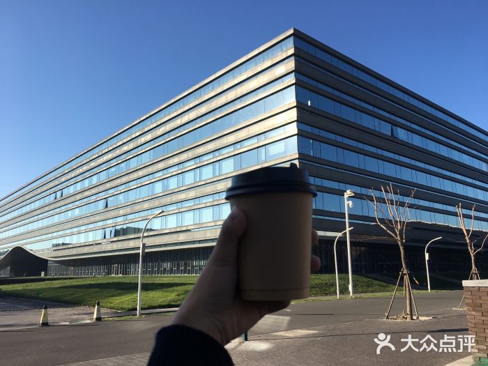 天津大学·郑东图书馆门面图片