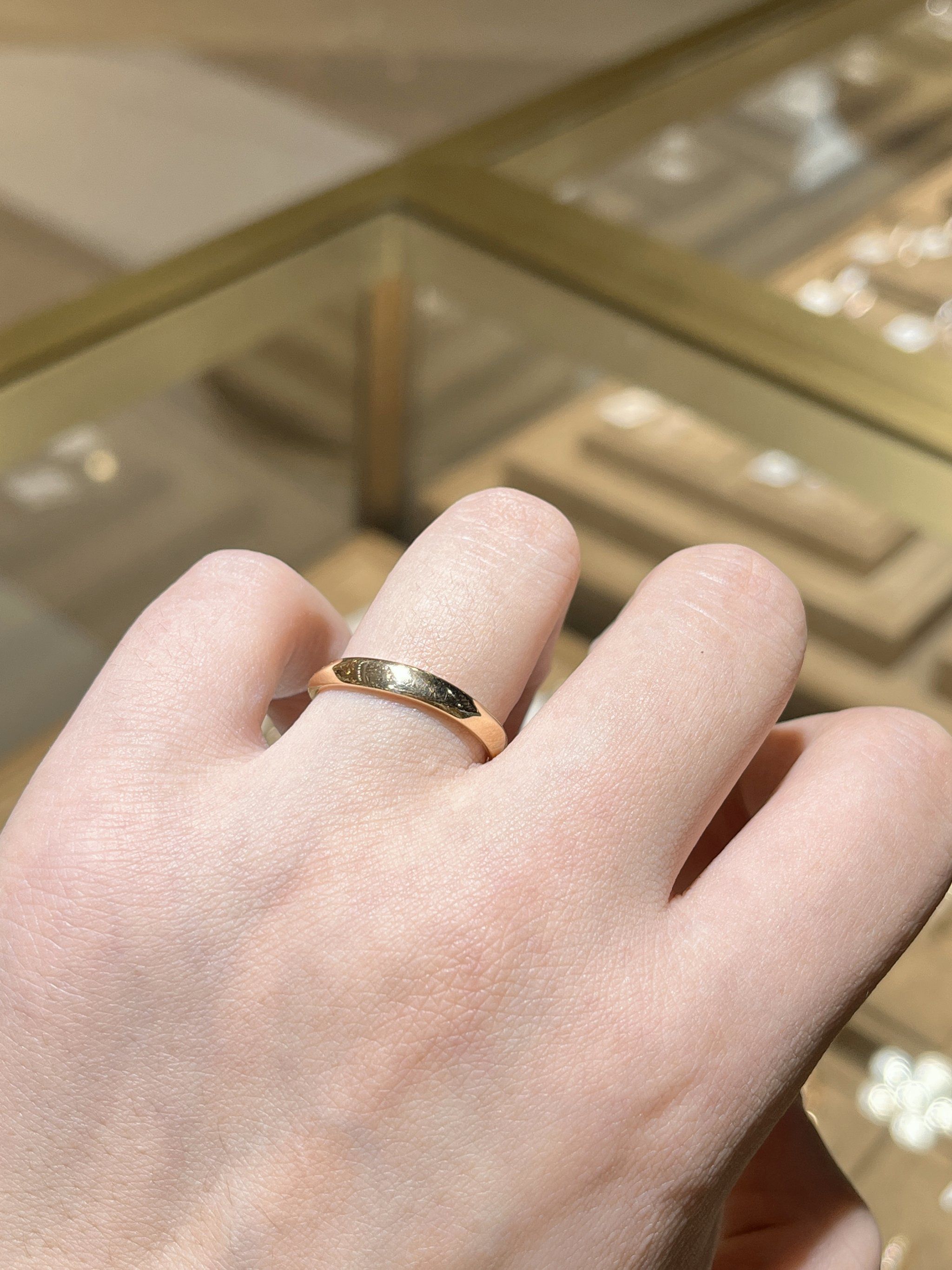 玫瑰金色简约男戒❗