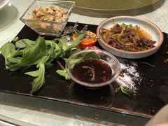 -山明水秀大饭店