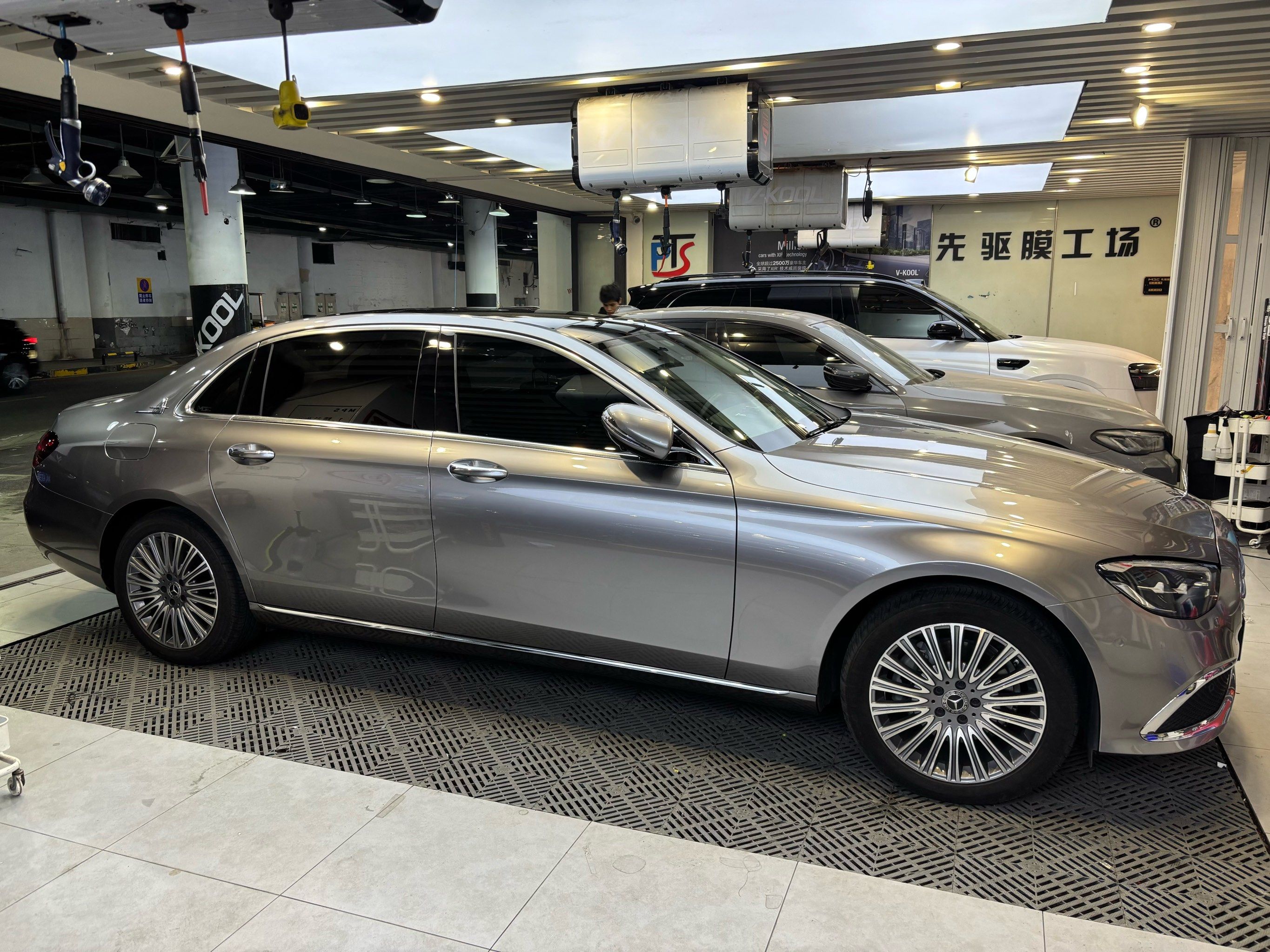 奔驰e300 液态金属银 完工鉴赏