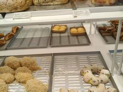 -好利来(上海长宁龙之梦店)