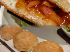 酥皮焗叉烧包-添好运点心专门店(深水埗店)